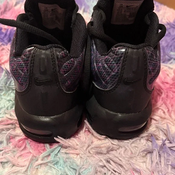 Nike Kids Sneakers - Black and Purple - Picture 5 of 8
